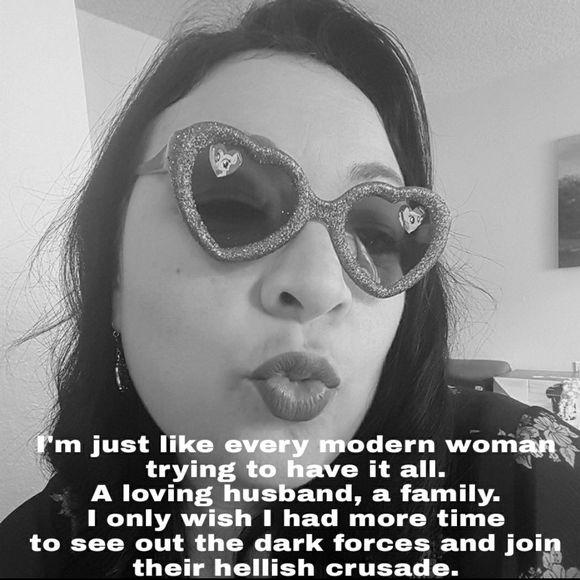 Meet your Posher, Janet - Picture 1 of 1